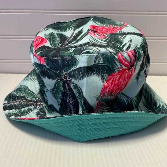 Pink Flamingos 🦩 & Palm Trees Multicolored Reversible Cotton Bucket Hat - Picture 7 of 12